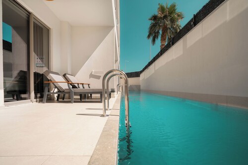 Victoria Princess Hotel