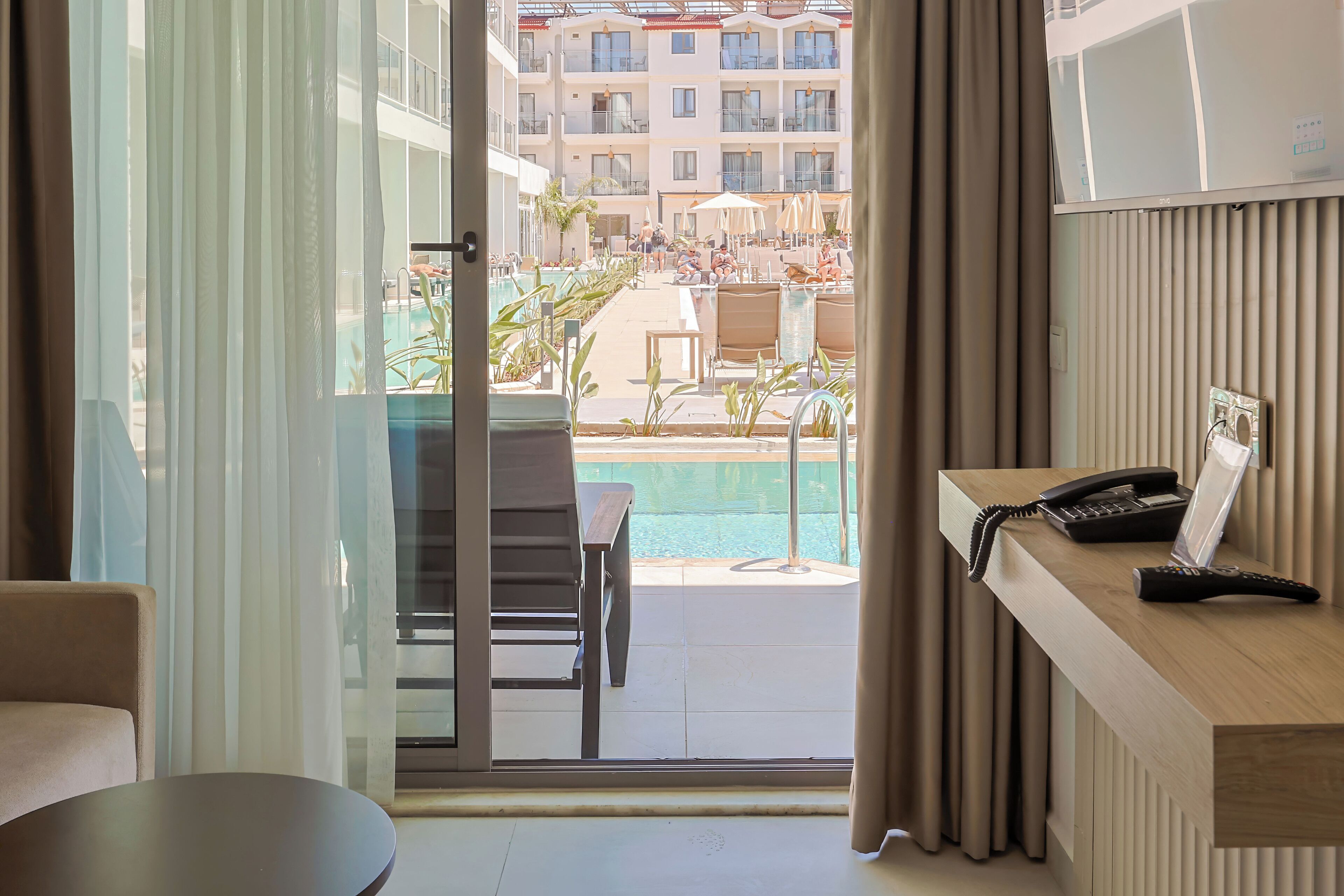 Photo - Victoria Princess Hotel