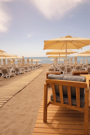 Beach nearby, free beach shuttle, free beach cabanas, sun loungers - Victoria Princess Hotel (Manavgat)