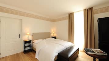 Familiesuite | Skrivebord, ekstra senge (tillægsgebyr), gratis Wi-Fi, sengetøj