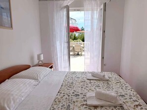 2 soveværelser, internetforbindelse