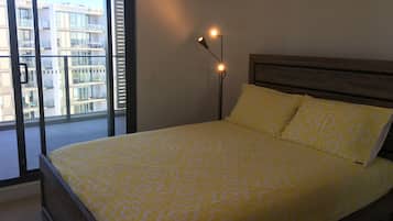 Exclusive Apartment, 2 Bedrooms, 2 Bathrooms, River View | Extra beds