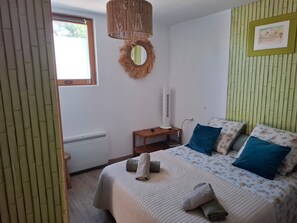 1 camera, ferro/asse da stiro, Wi-Fi gratuito, lenzuola