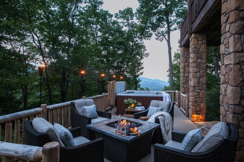 Black Mountain Log Cabin
