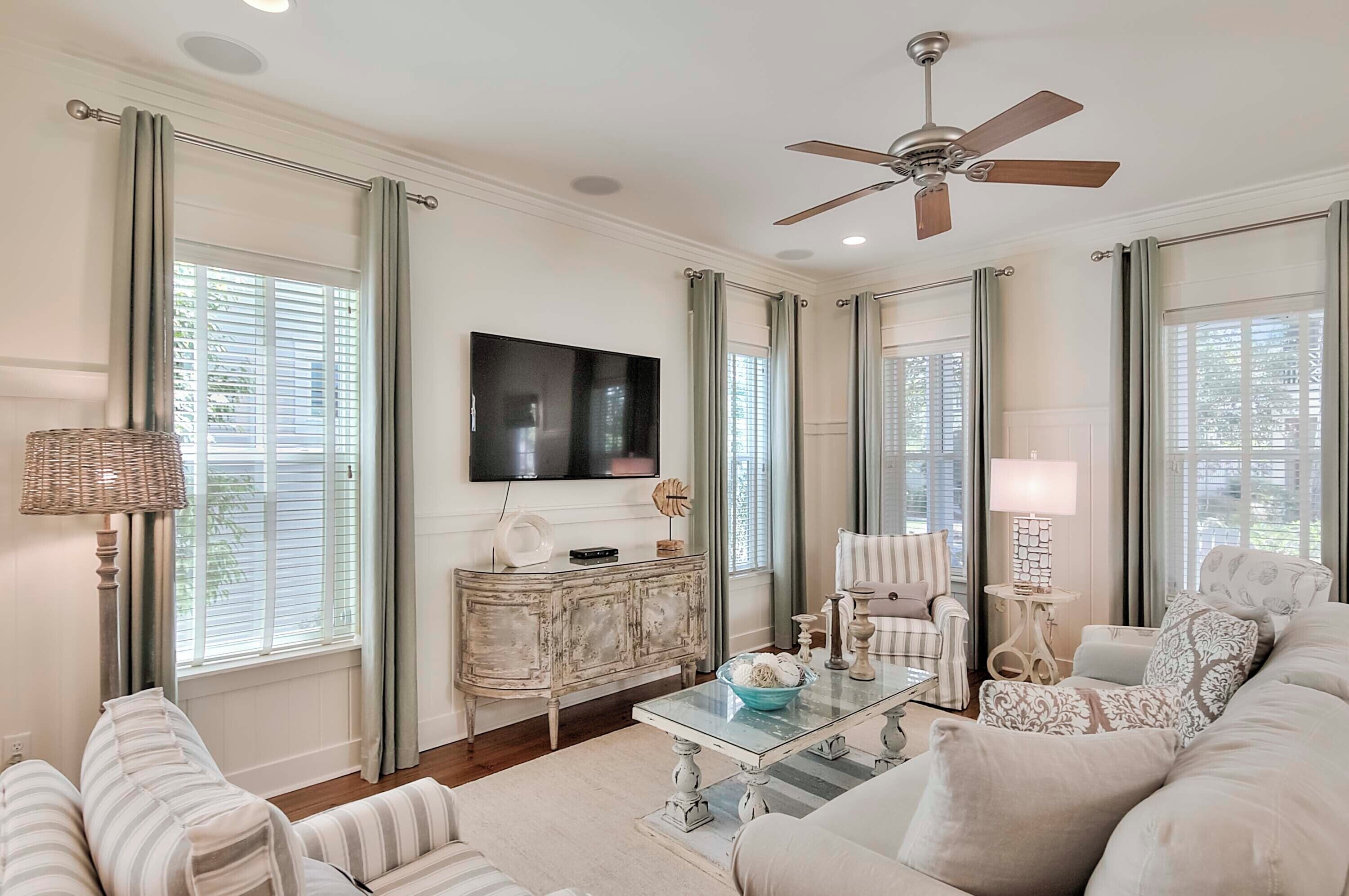🍁 Fall into Early Savings! Ends Mid-November | Beach Club Passes, Golf Cart, Bikes, Pool Nearby!