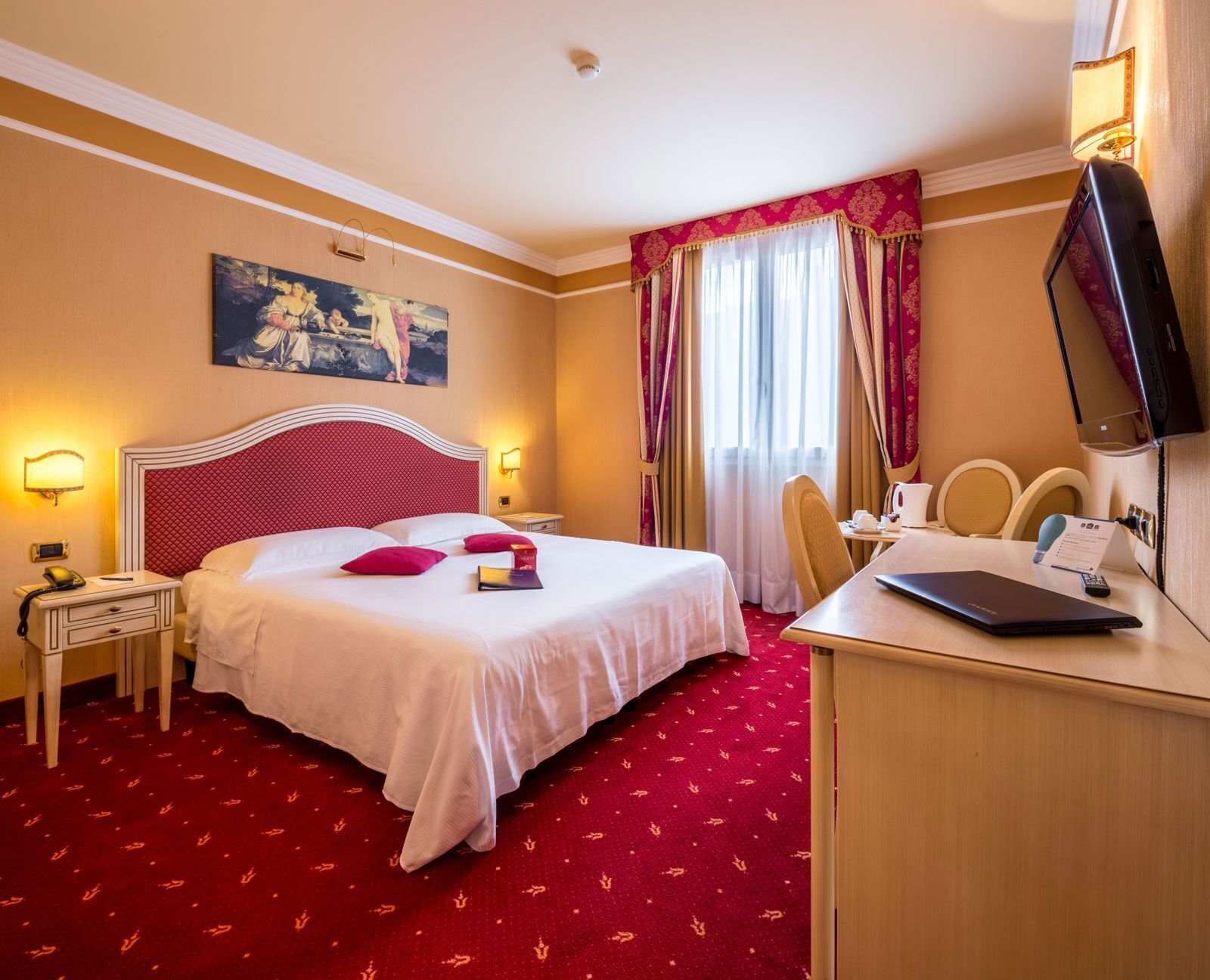 In-room safe, desk, soundproofing, iron/ironing board