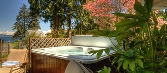 魅力的な1920年代の英国風コテージとウォータービュー•デルマールバケーションプロパティ