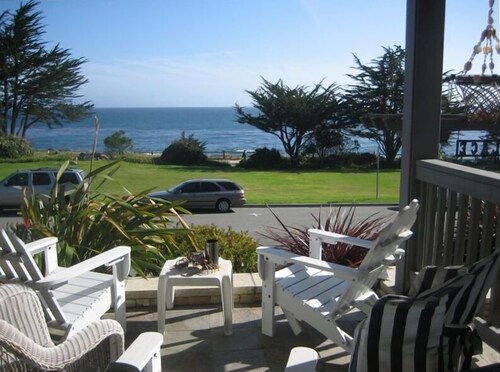 Oceanview Designer Beach House 2 Free Movie Passes license #0366