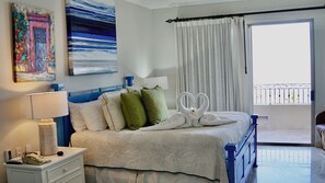 2 habitaciones, caja de seguridad en la habitación y escritorio 