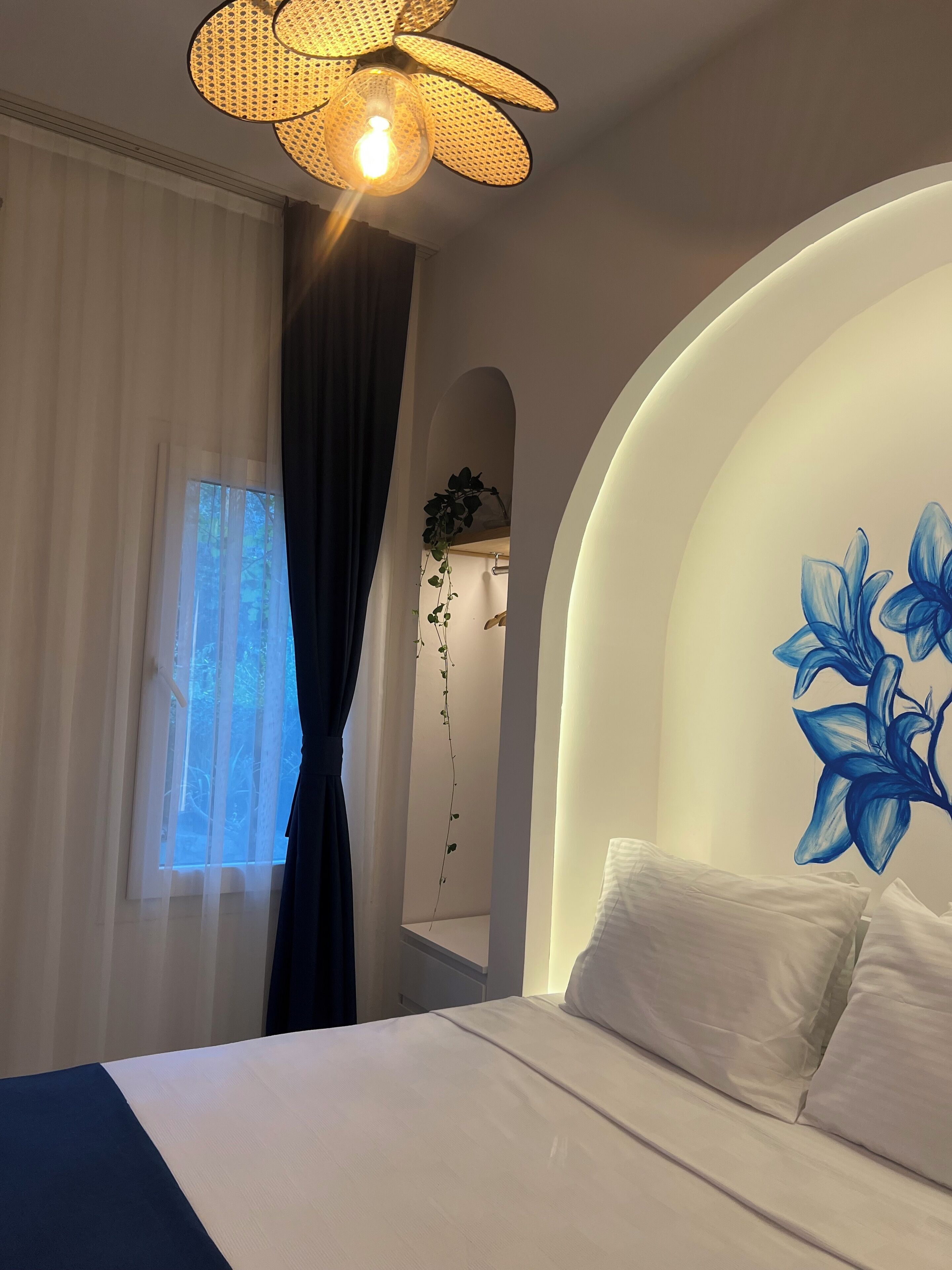 classic room, 1 queen bed | free wifi