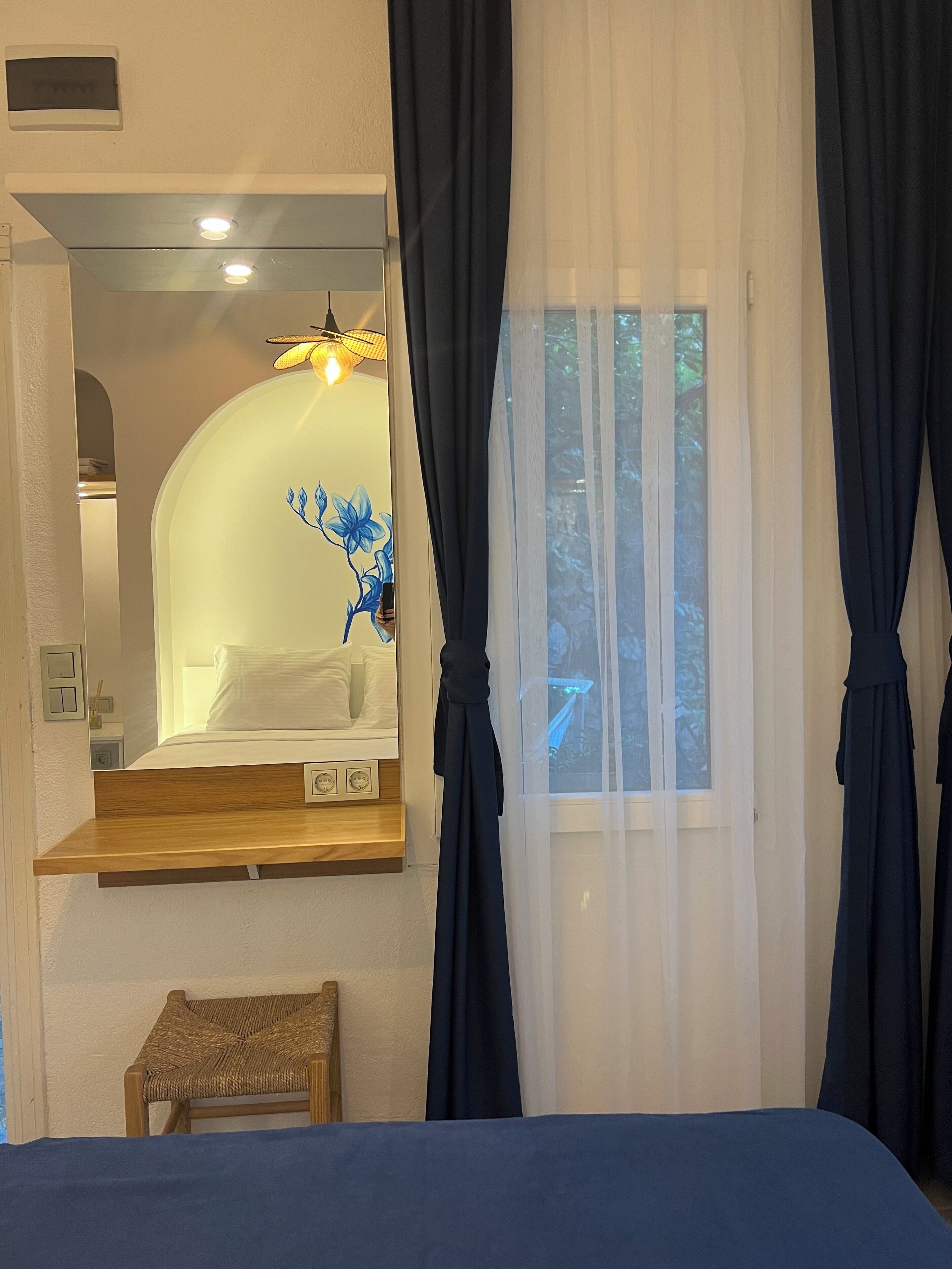 classic room, 1 queen bed | free wifi