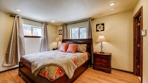 4 camere, ferro/asse da stiro, Wi-Fi, lenzuola