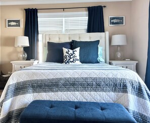 3 bedrooms, desk, iron/ironing board, travel crib
