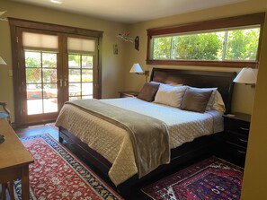 5 soverom, strykejern/-brett, wi-fi (inkludert) og sengetøy