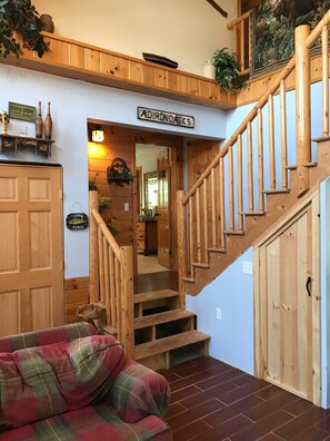 Interior - Moose Lodge - Rustic and Cozy (Ticonderoga)