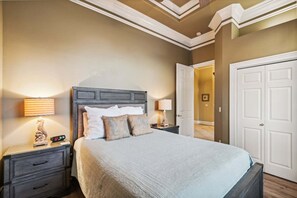 4 chambres, fer et planche à repasser, Wi-Fi gratuit, draps fournis