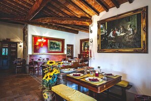 Bar (on property) - Agriturismo Palazzo Conti A (San Quirico d'Orcia)