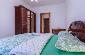 Iron/ironing board, free cots/infant beds, free WiFi, bed sheets