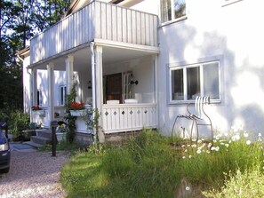 Front of property - Villa Siesta (Almhult)