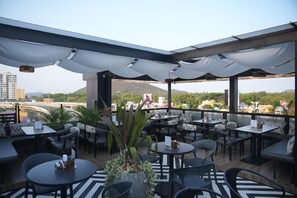 Outdoor dining - HOTEL SRR GRAND (Chennai)