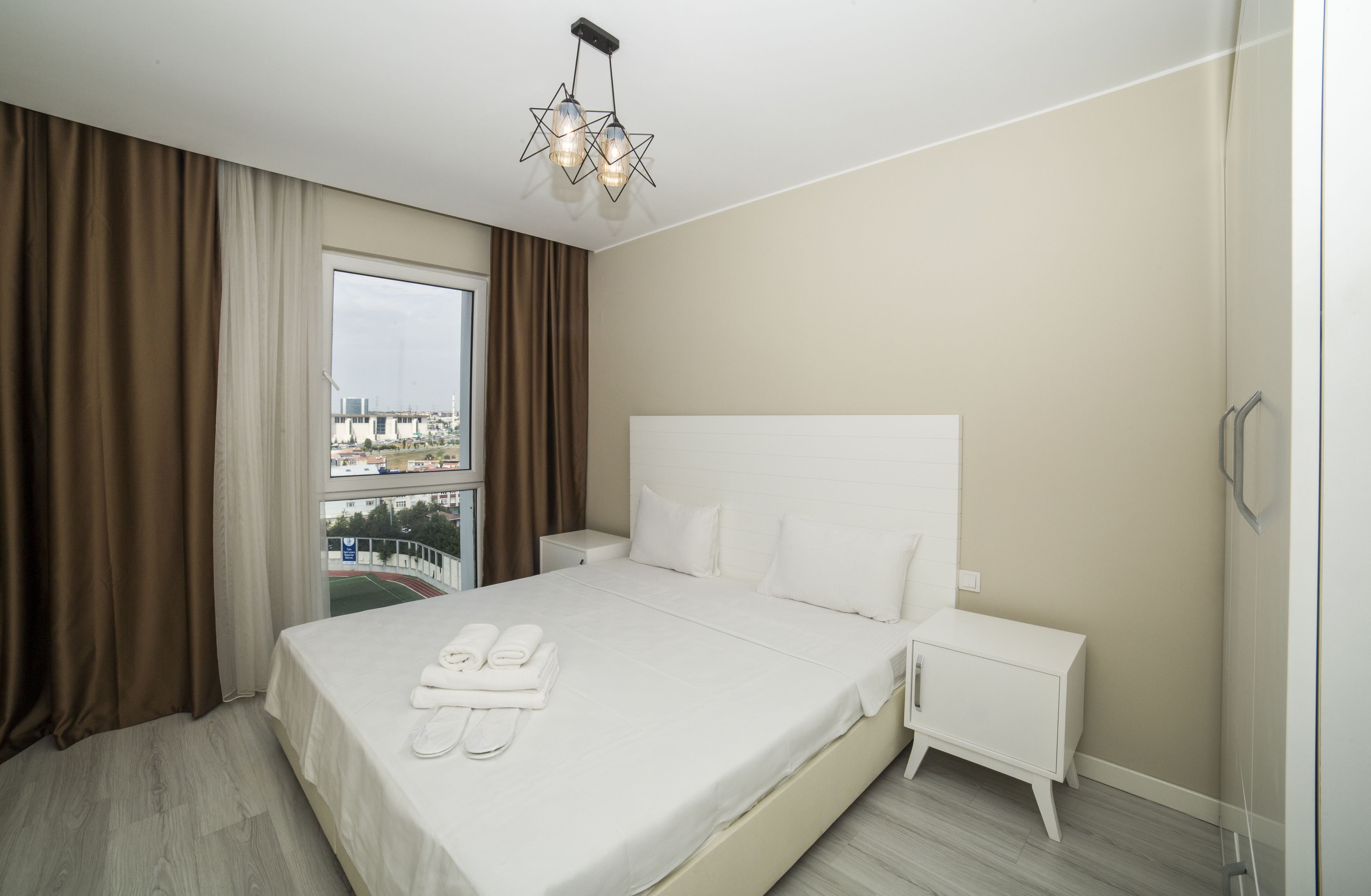 City Suite | 1 bedroom, premium bedding, in-room safe, desk