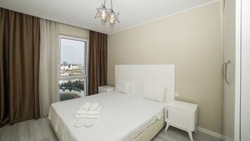 Suite – city | 1 soverom, sengetøy av topp kvalitet, safe på rommet og skrivebord