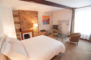 Literie de qualité supérieure, décoration personnalisée