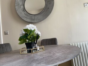 Apartment (Apartment 2) | Dining room