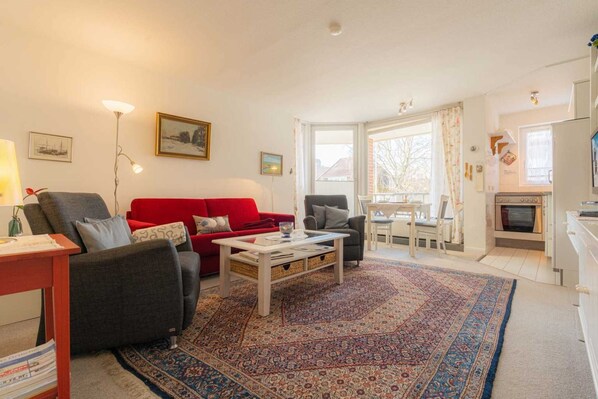 صورة غير مصنفة، 1 من 17، زرّ