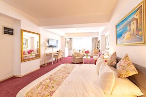 Superior Double No balcony (No smoking area) | บริเวณนั่งเล่น | ทีวีจอแบน, เครื่องพิมพ์