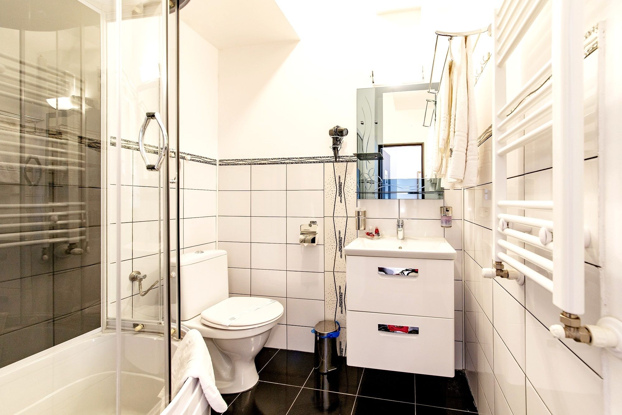 superior double no balcony (no smoking area) | bathroom | shower, free toiletries, hair dryer, towels