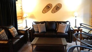 Unclassified image, 2 of 7, button - Four O'clock Launchpad - Hike, Ski, & Hot Tub! (Breckenridge)