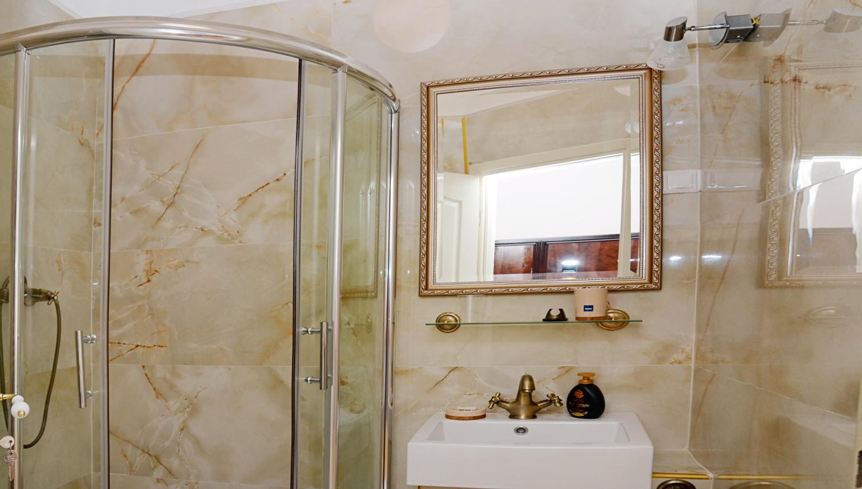 Foto - Flowers Premium Apartments & Rooms