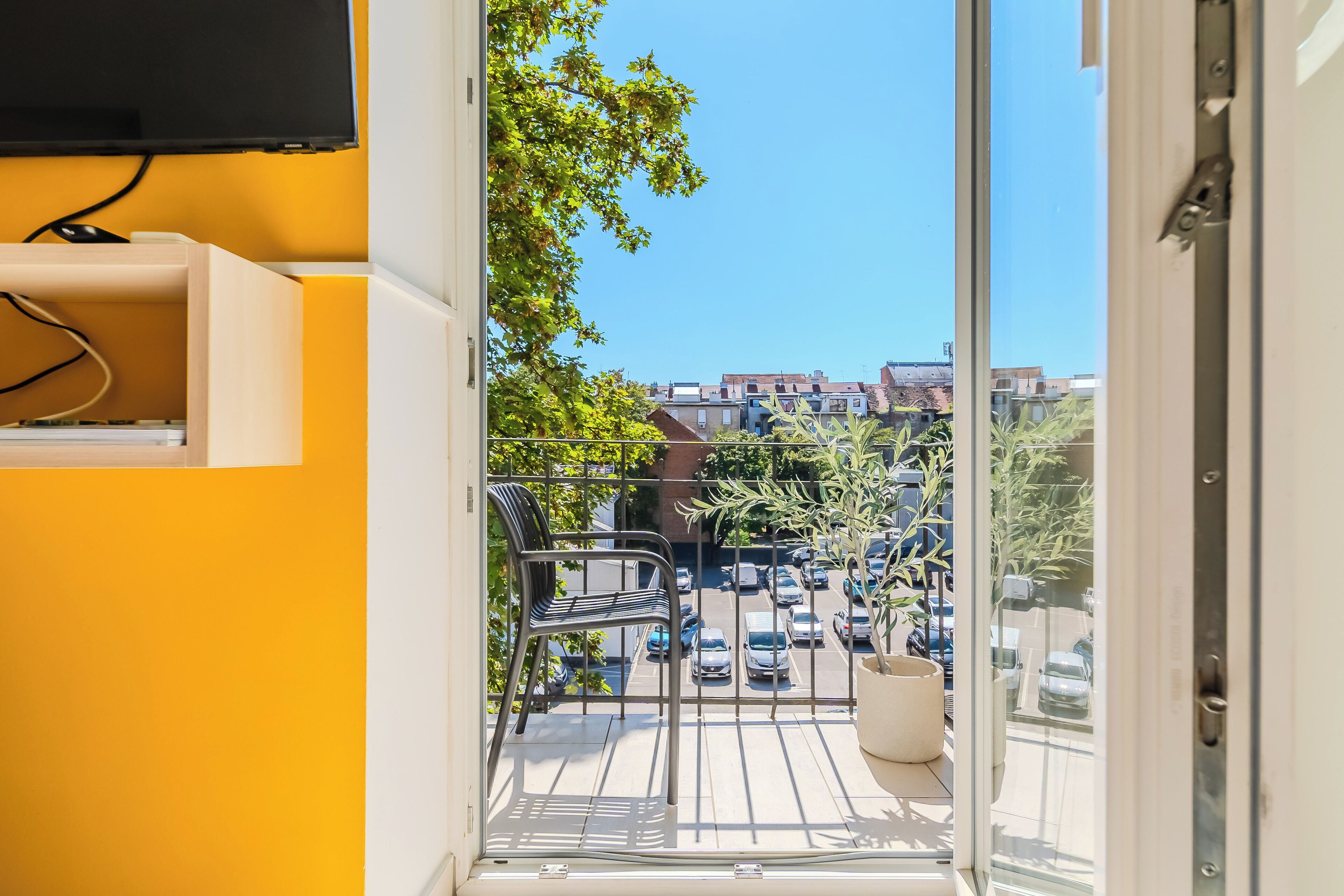 Classic Apartment | Terrace/patio