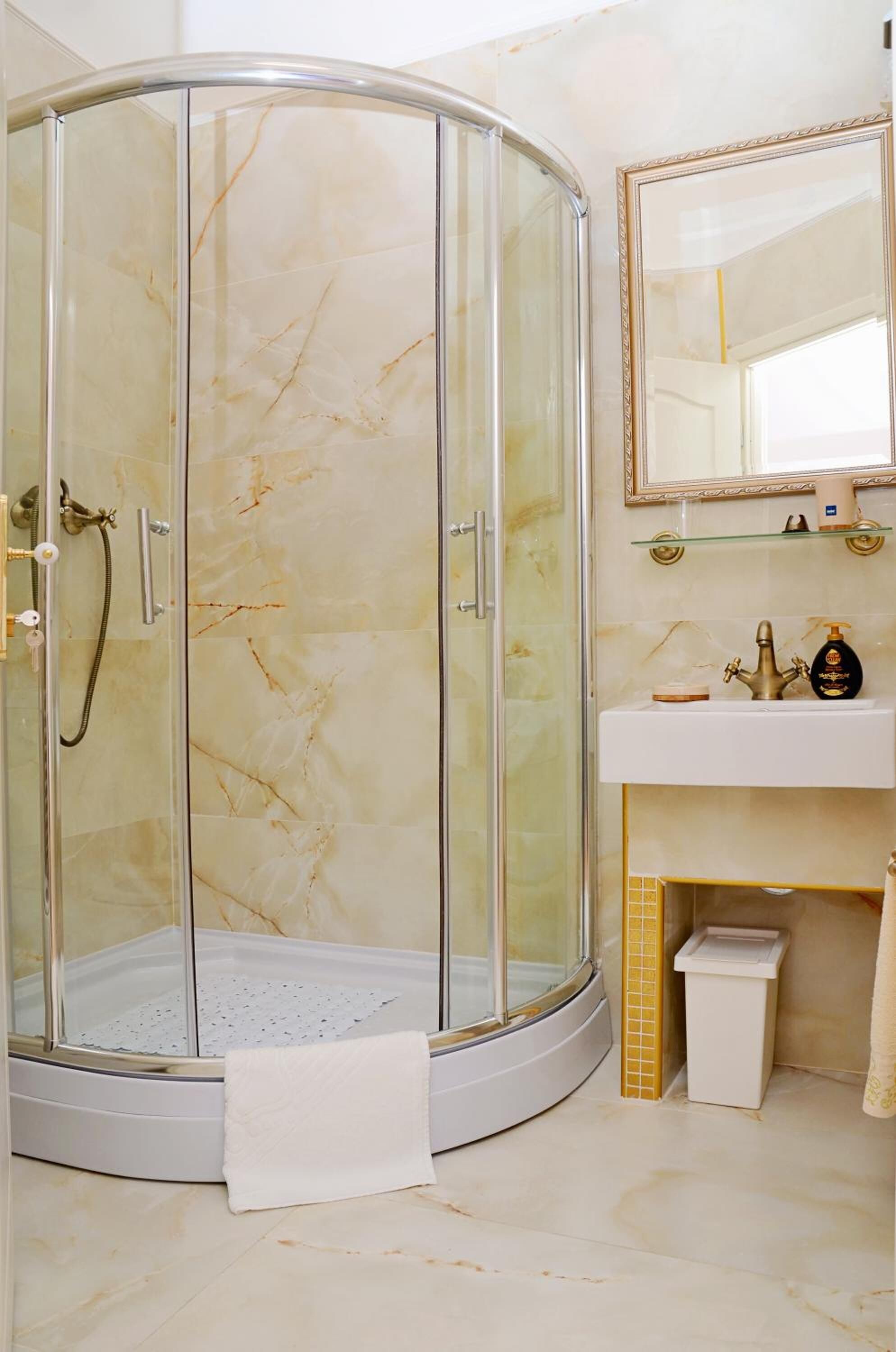 Foto - Flowers Premium Apartments & Rooms