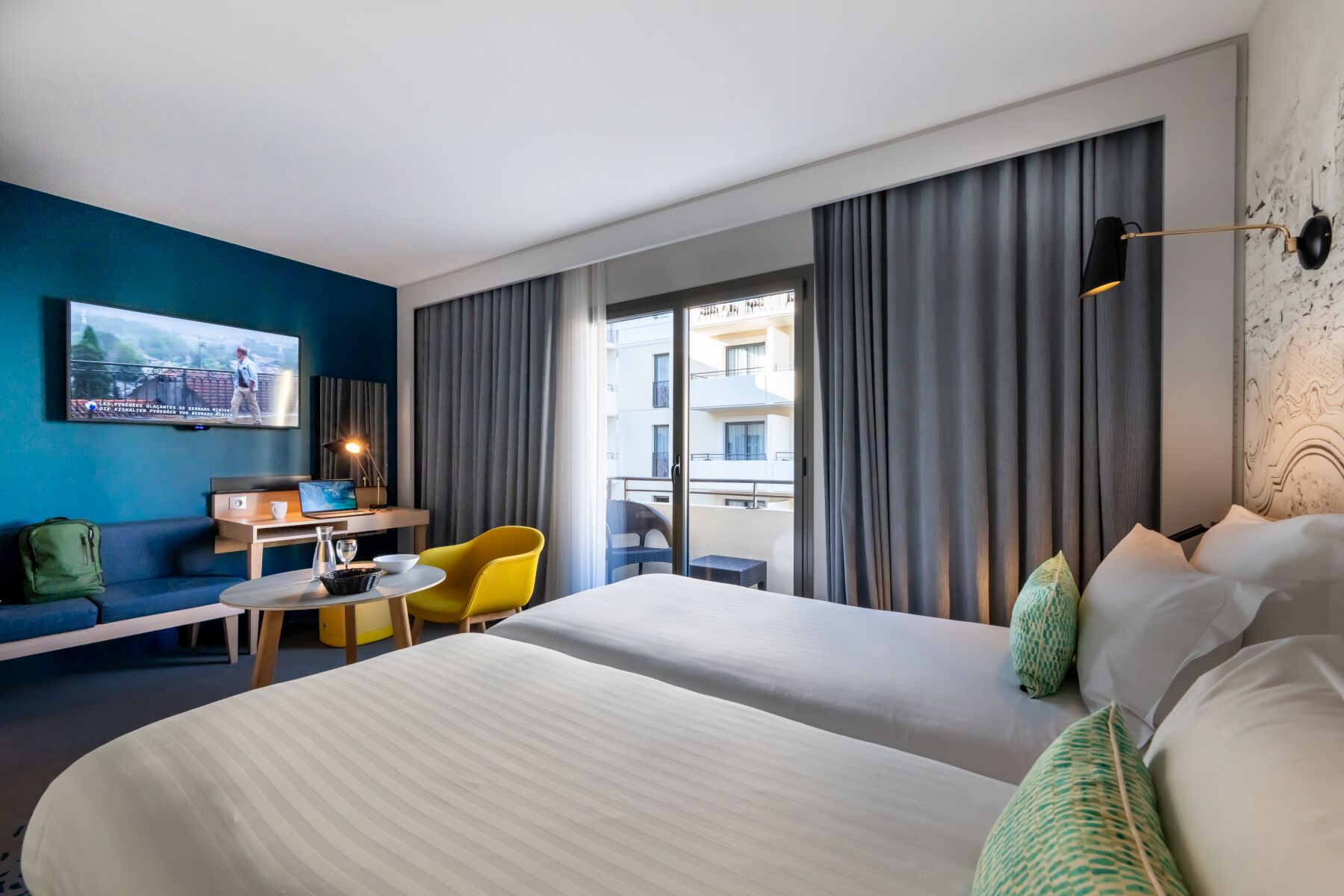 executive twin room | in-room safe, individually decorated, individually furnished, desk