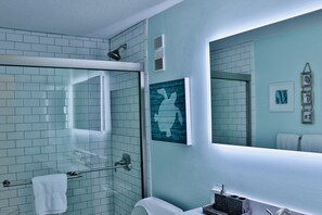 Standard-Apartment, 1 Schlafzimmer | Badezimmer | Duschwanne, Haartrockner, Handtücher