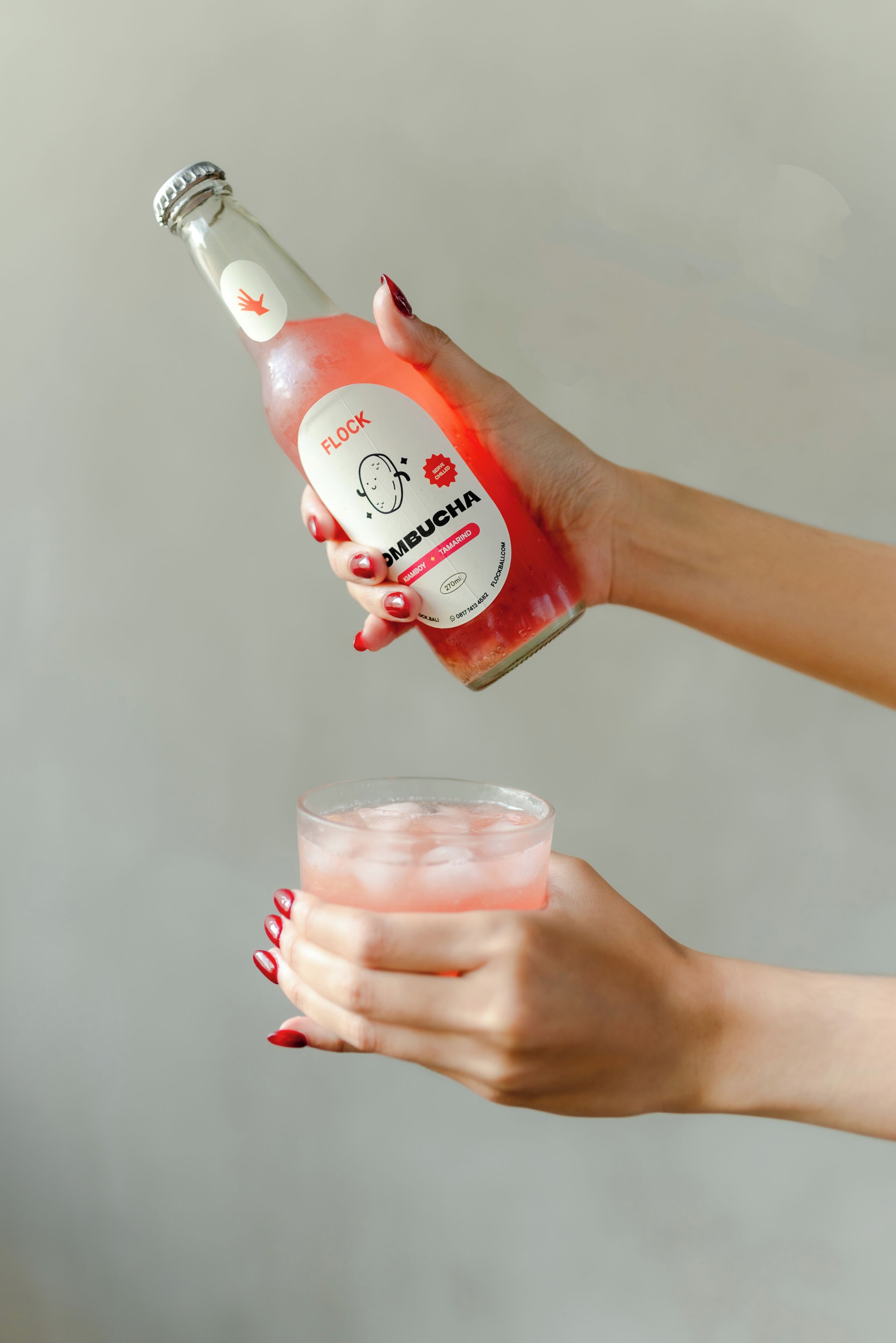 breakfast, lunch, dinner served; international cuisine