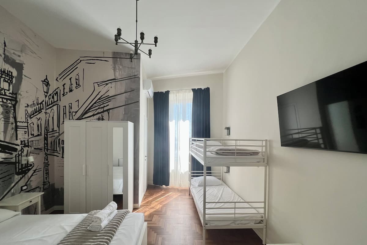 Comfort Quadruple Room, Private Bathroom | 1 bedroom, premium bedding, desk, free WiFi