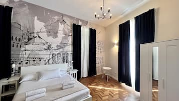 Comfort Double Room, Ensuite, Harbor View | Ylelliset vuodevaatteet, työpöytä, ilmainen Wi-Fi