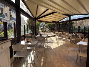 Breakfast meal - Guest House Fuori Dal Porto (Civitavecchia)