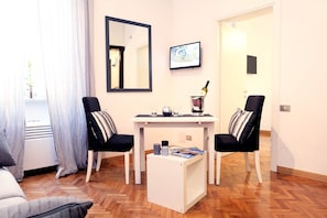 Apartment | In-room dining