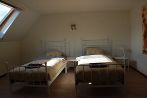1 bedroom, soundproofing, iron/ironing board, free WiFi