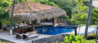 Casa Manzanillo Boutique Hotel