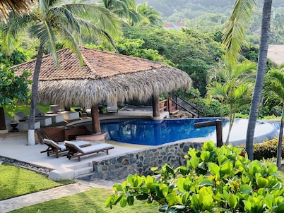 Casa Manzanillo Boutique Hotel