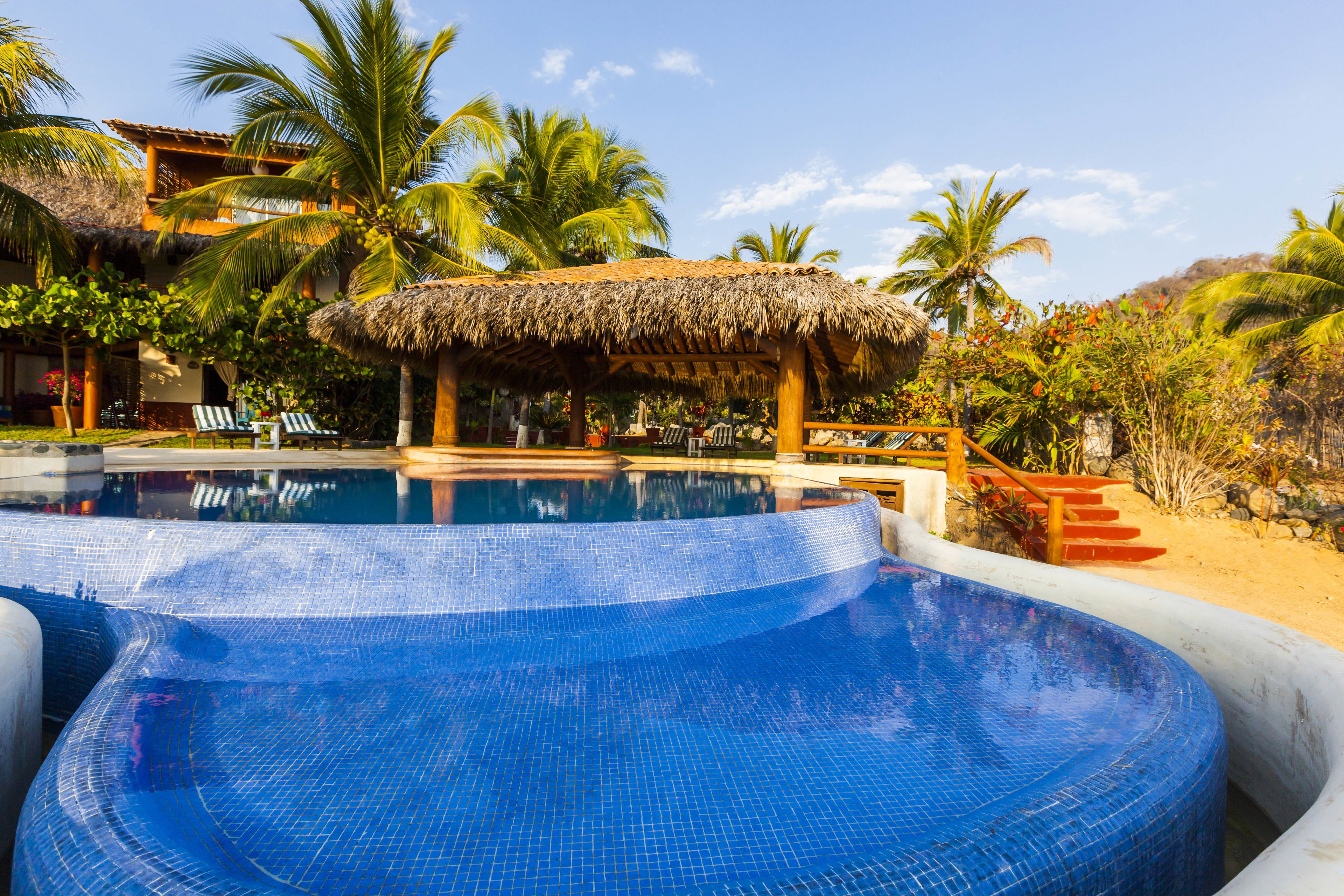 outdoor pool, pool loungers