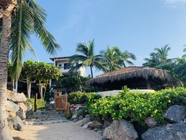 บริเวณภายนอก