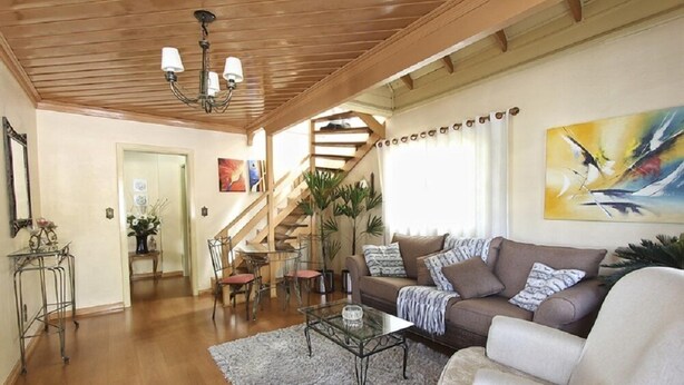 House | Living room | TV, fireplace - My Home - Coração de Mãe (Gramado)