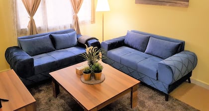 Cozy 2 Bedroom Apartment