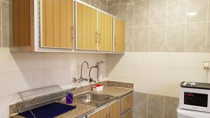 Fridge, microwave, stovetop, electric kettle